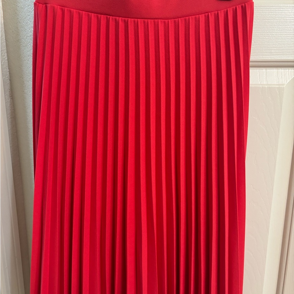 Elegant Red Pleated Skirt